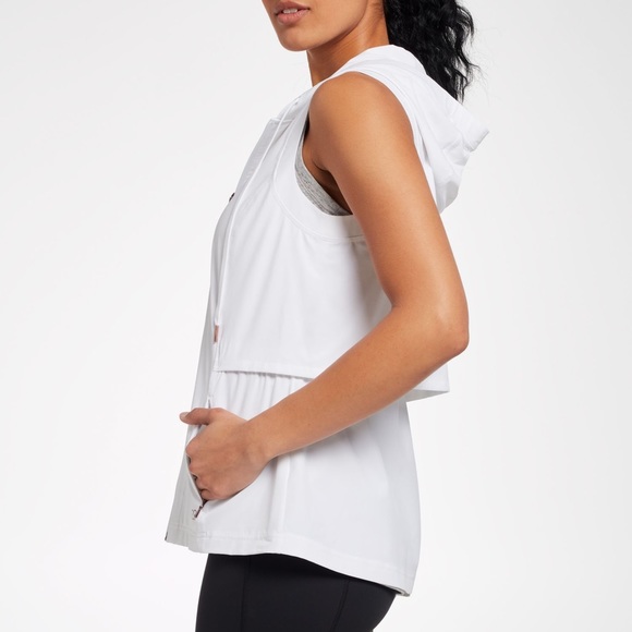 NEW Women’s calia vent back vest - Picture 2 of 6